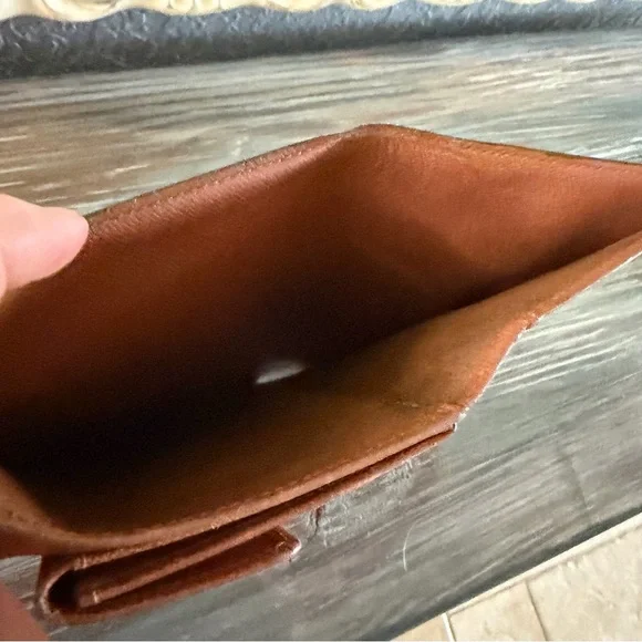 Louis Vuitton Portefeuille Tresor Etui Papiers Porte Tresor Etui Papier Wallet